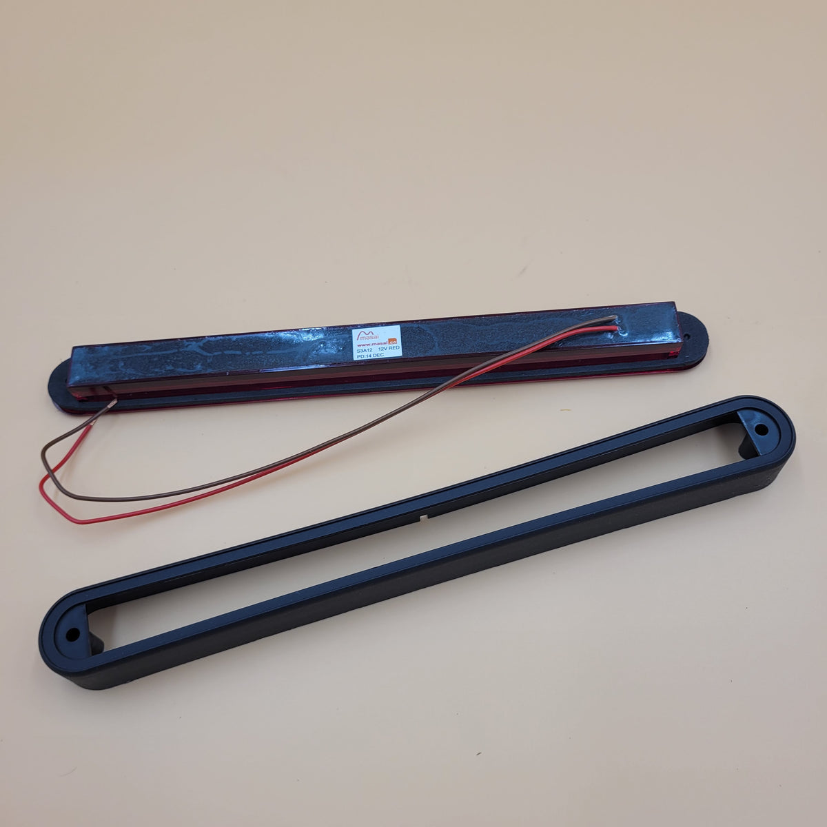 LR LED High Level Stop Lamp BA5197