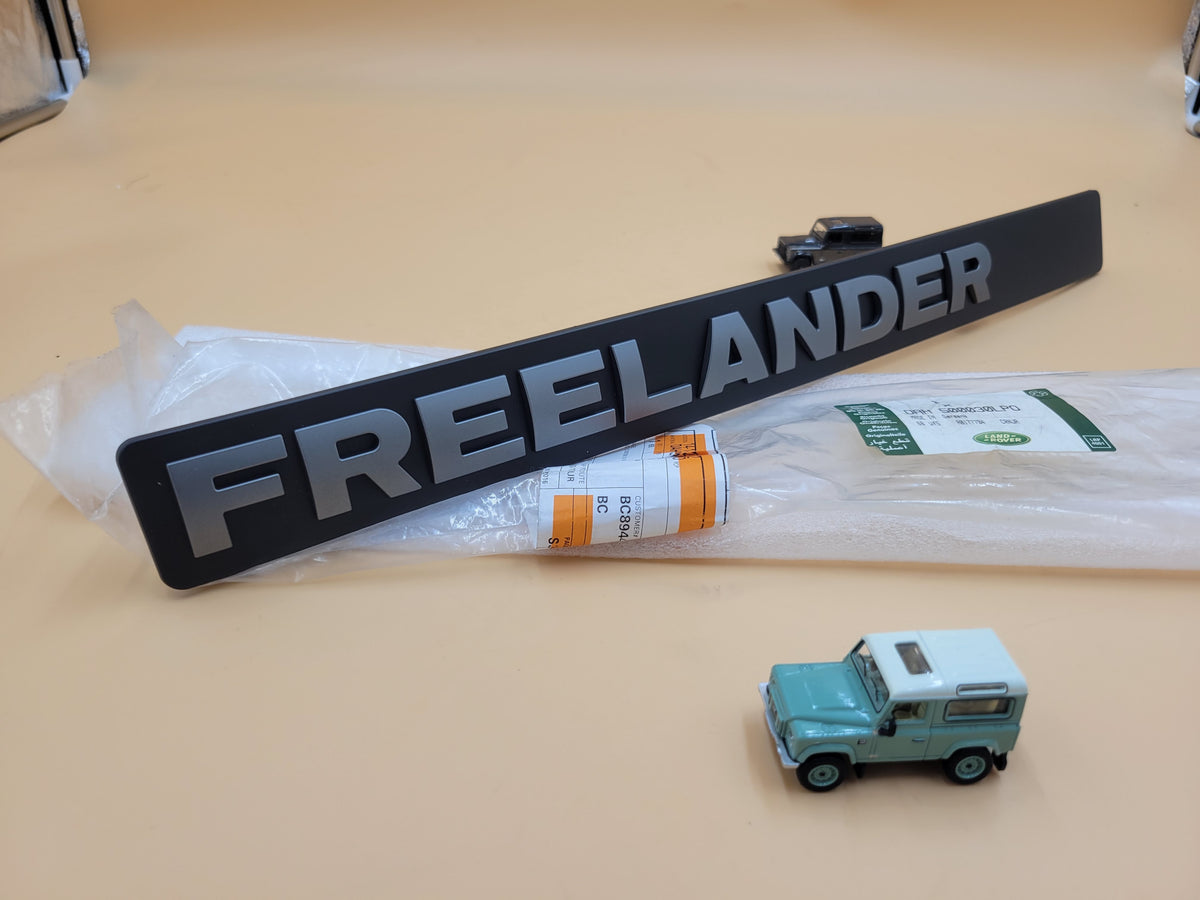 LAND ROVER FREELANDER BADGE GENUINE PART DAH500030LPO