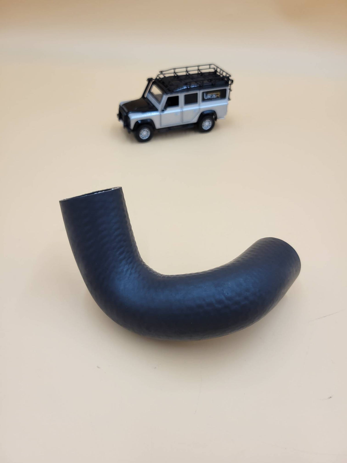 LR DISCOVERY II V8 Petrol Bottom Radiator Hose PCH119020
