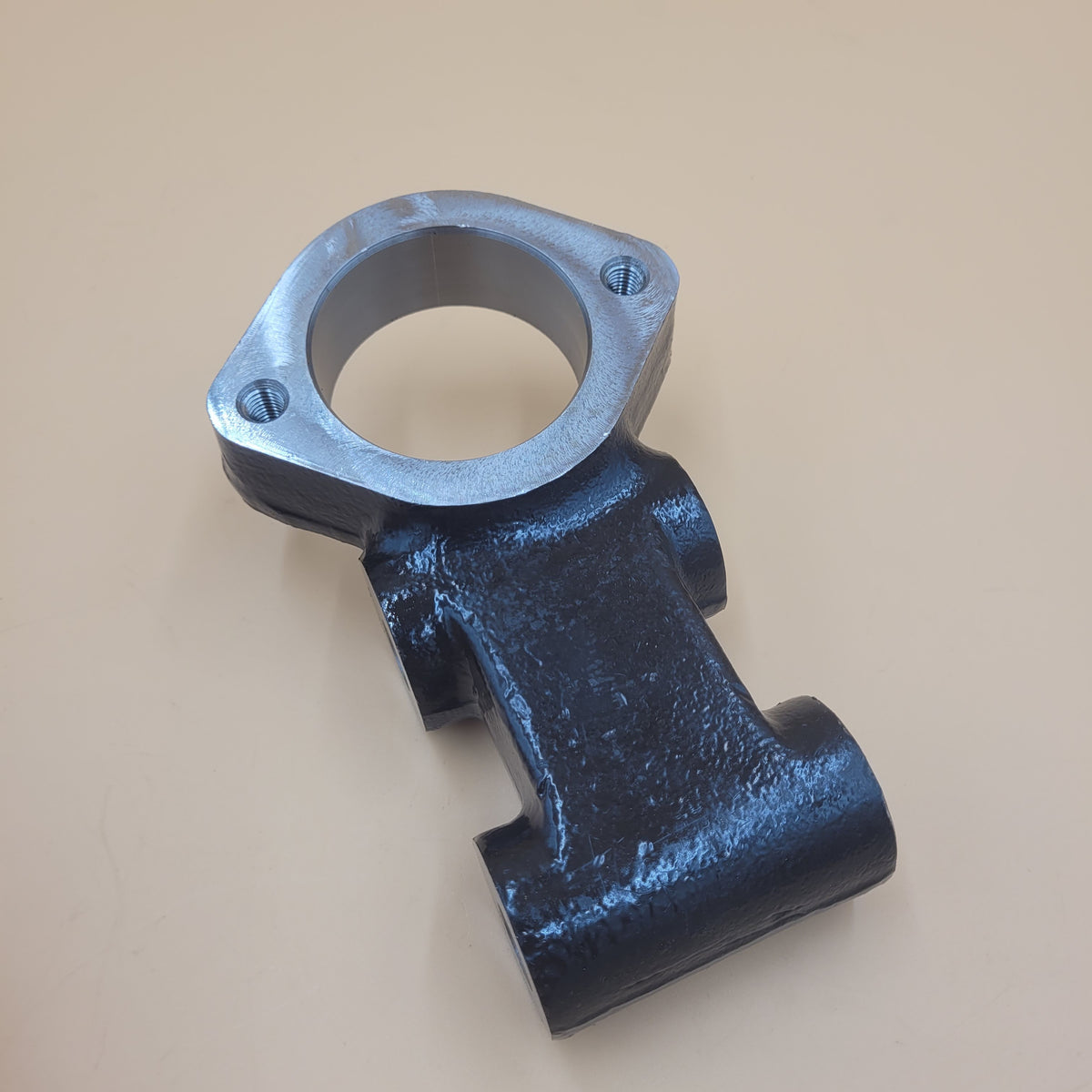 LR DEFENDER DISCOVERY RRC Fulcrum Bracket for A Frame Ball Joint LR045401