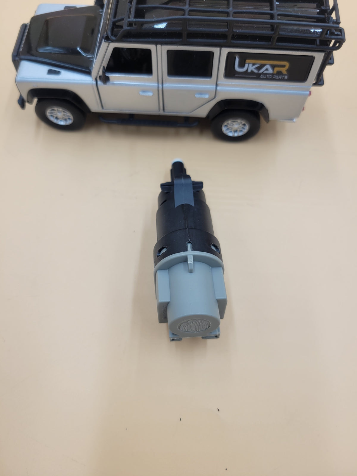 LR FREELANDER II RR Evoque L538 Brake Light Switch LR032956