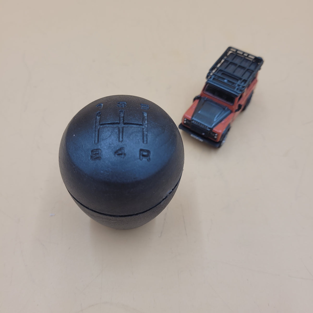 LR DEFENDER -06 R380 5 Speed Gear Knob BTR9270