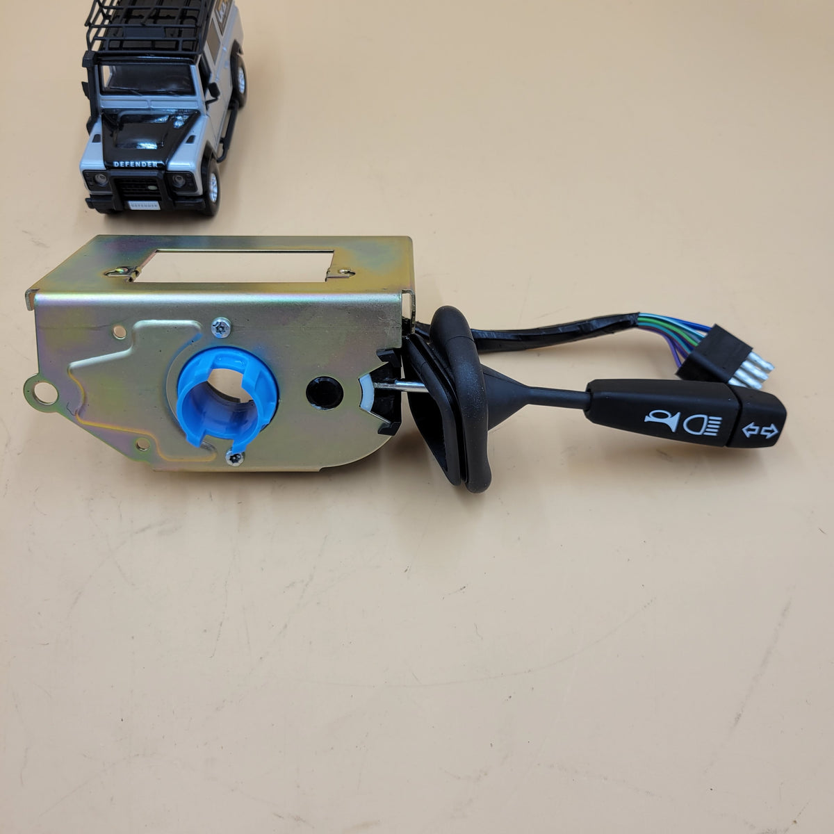and Rover Defender Headlamp Indicator and Horn Switch Stalk 1991-1997 STC439