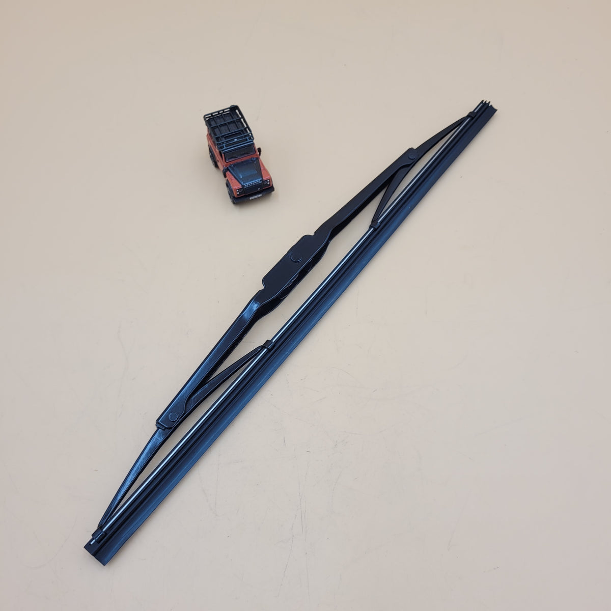 LR DEFENDER -16 FR & RR Wiper Blade 13'' LR079891