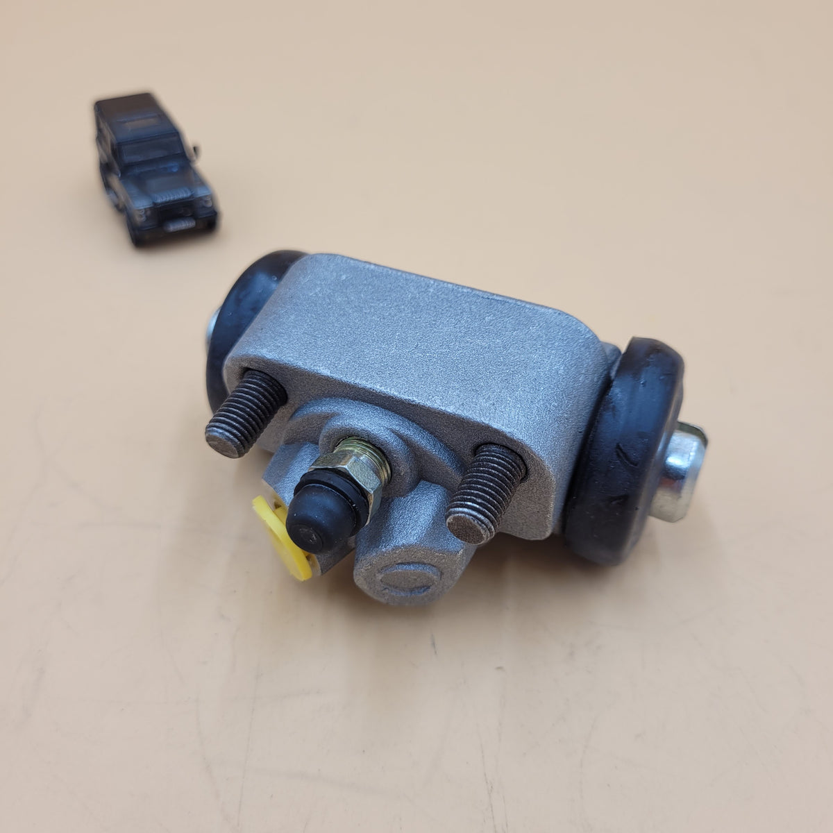LR DEFENDER 90" Rear Left Brake Wheel Cylinder RTC3169