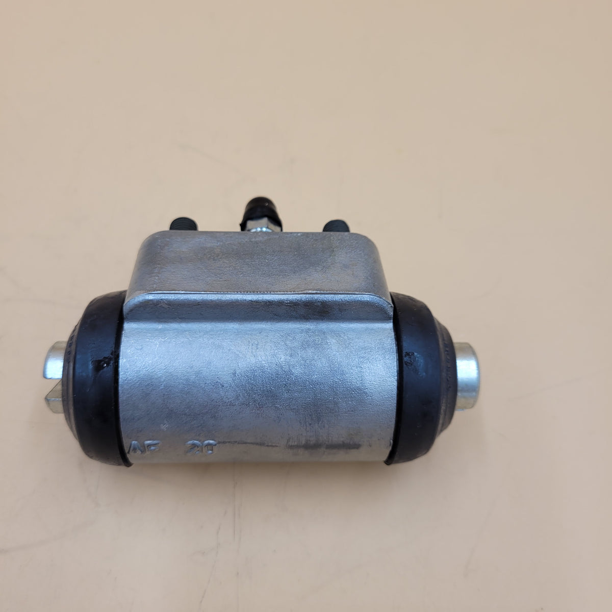 LR SERIES -80 For Front SWB & Rear LWB LH Brake Wheel Cylinder 243297