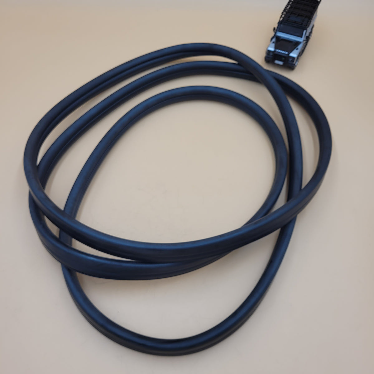 LR DEFENDER 07- GLAZING RUBBER WINDSCREEN LR056278
