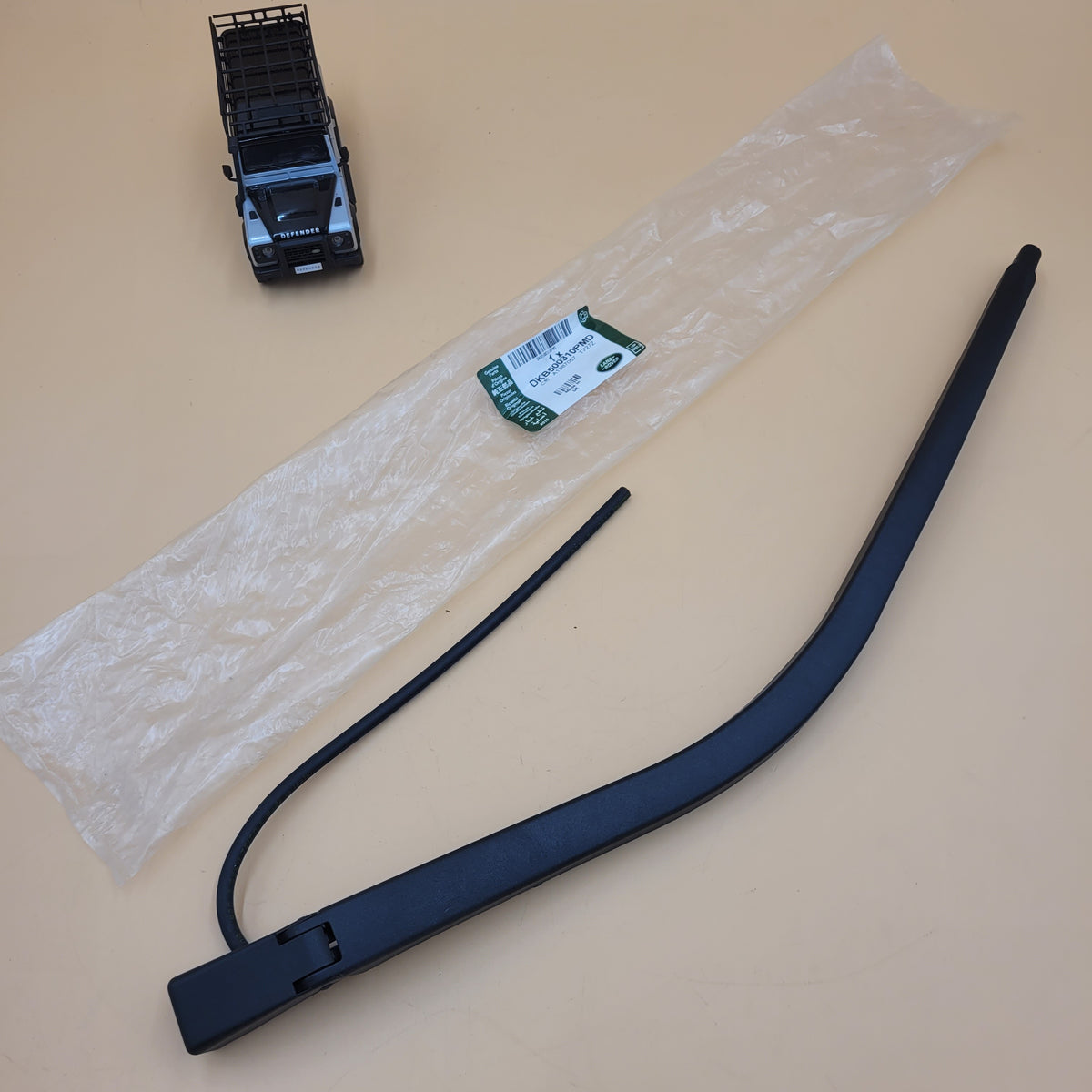 LAND ROVER DISCOVERY 2 1998-2004 REAR WIPER ARM GENUINE PART DKB500310PMD