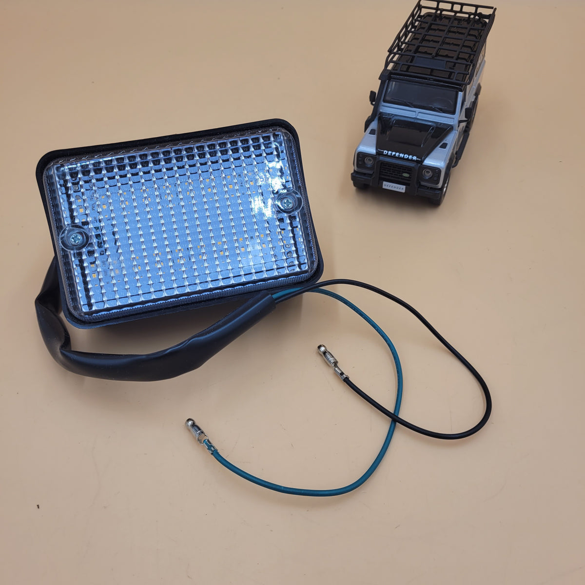 LR SERIES DEFENDER -06 REVERSING LED LAMP CLEAR BA9717