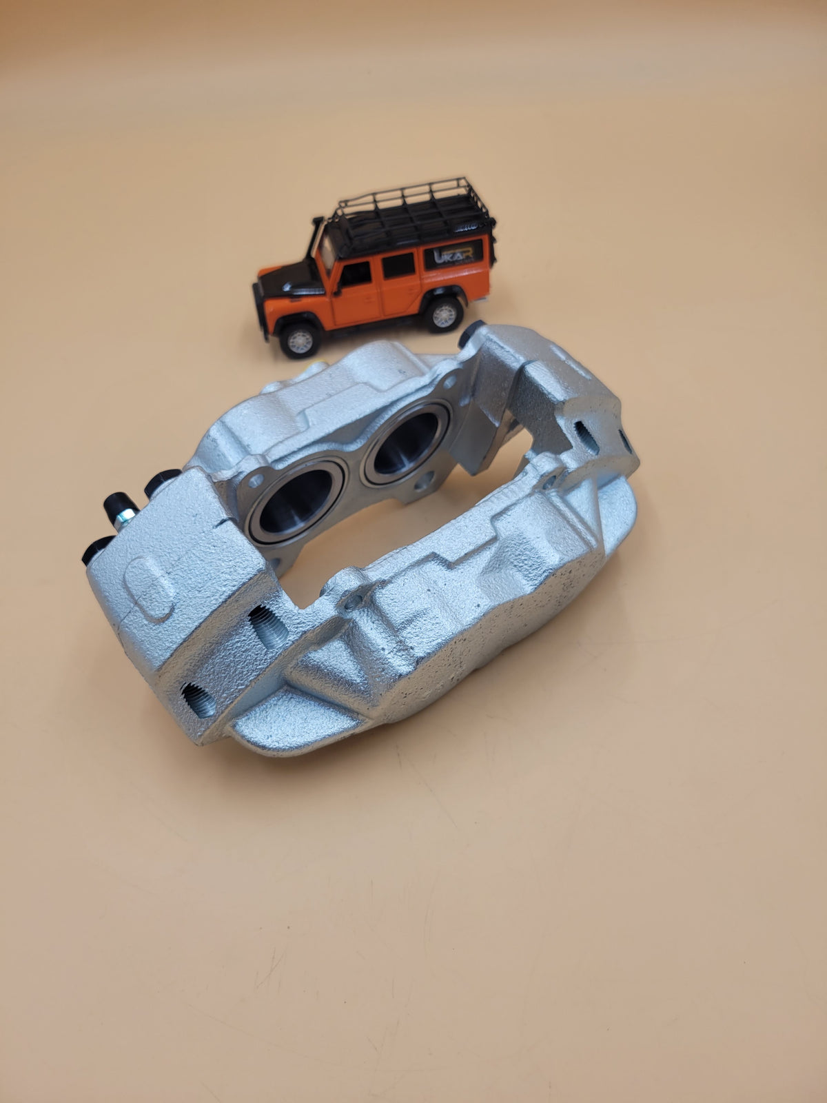 DEFENDER 90/110 Front Left Brake Caliper Part RTC5573
