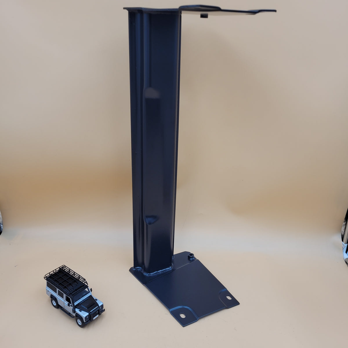 LR DEFENDER -16 Front Gearbox Crossmember KVB500060