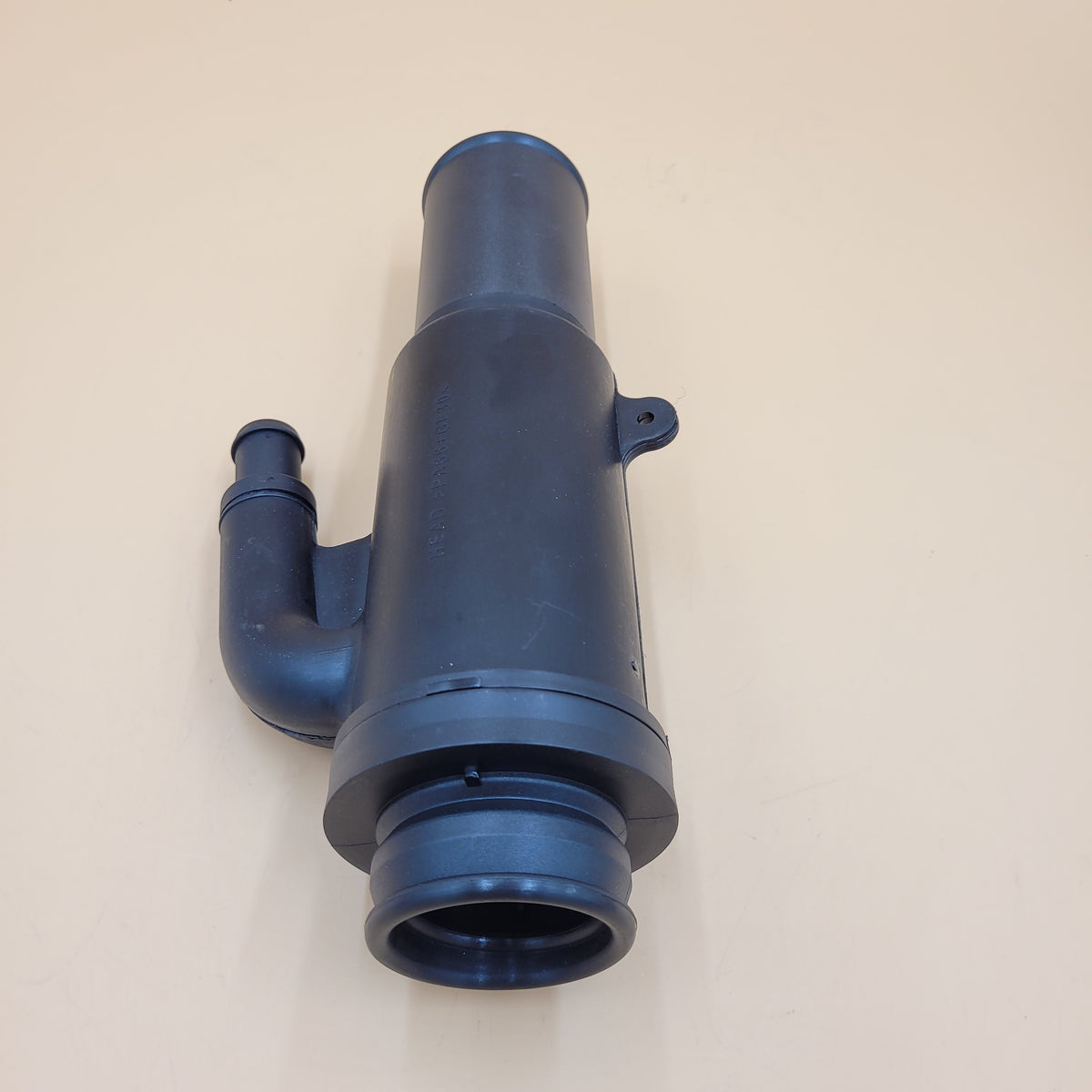 LR DEFENDER 98-16 TD5 & Puma Engines Fuel Filler Hose / Pipe WLH100570