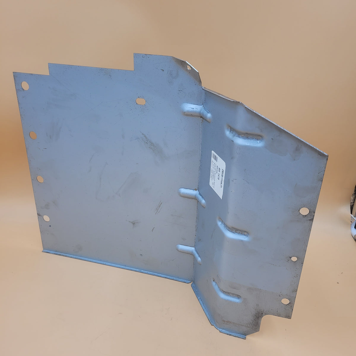 LR Series I II Front Left Mud Shield BR1478 / MRC6082