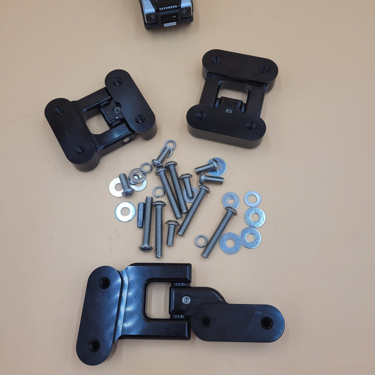 LR DEFENDER 90/110" REAR END DOOR SECURITY HINGES SET DA8866