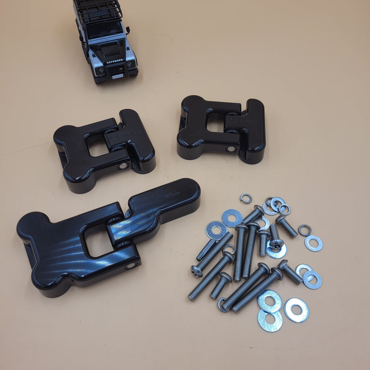LR DEFENDER 90/110" REAR END DOOR SECURITY HINGES SET DA8866
