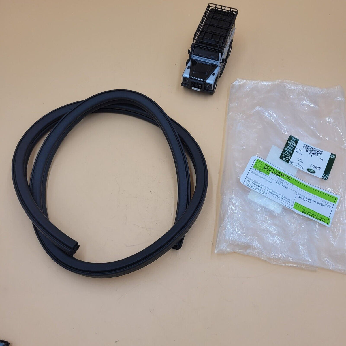 LR Defender -16 Inner Roof To Windscreen Rubber Seal MTC4994LR