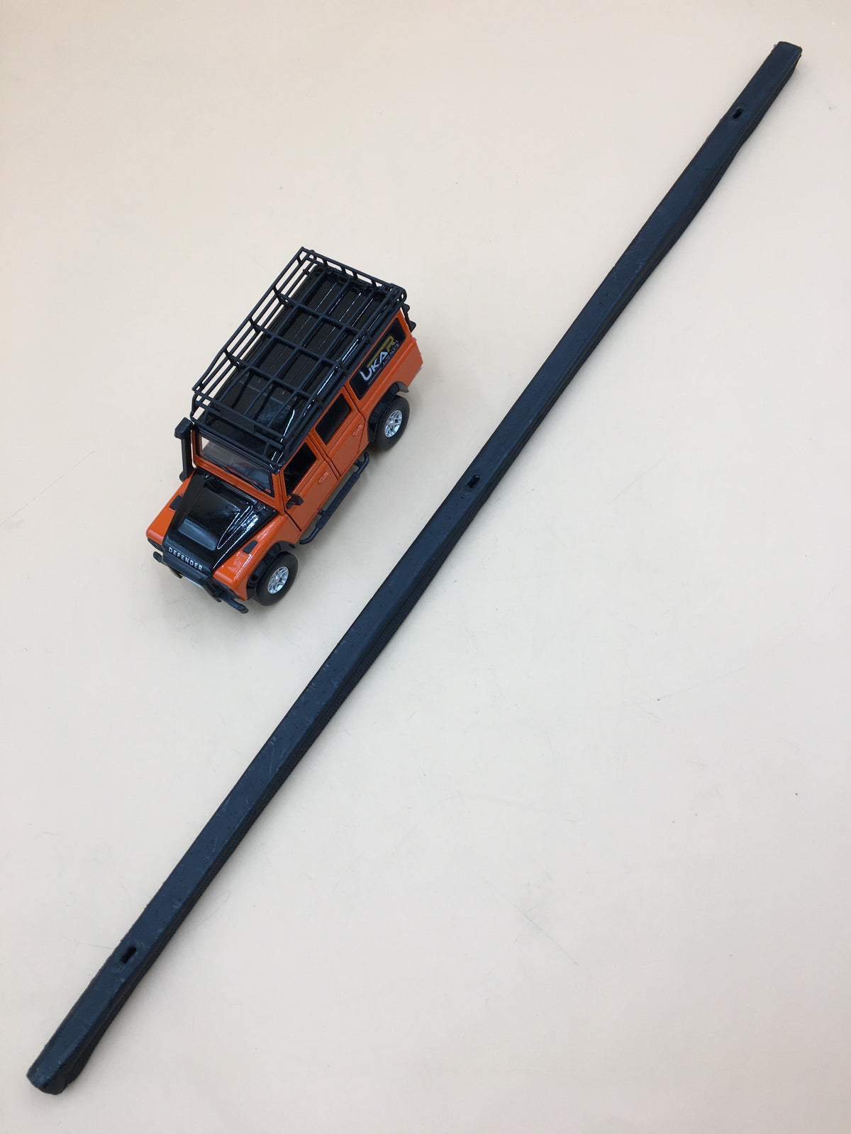 LR DEFENDER 84-88 up to EA344187 5mm Glass FR Window Channel Top MTC8468