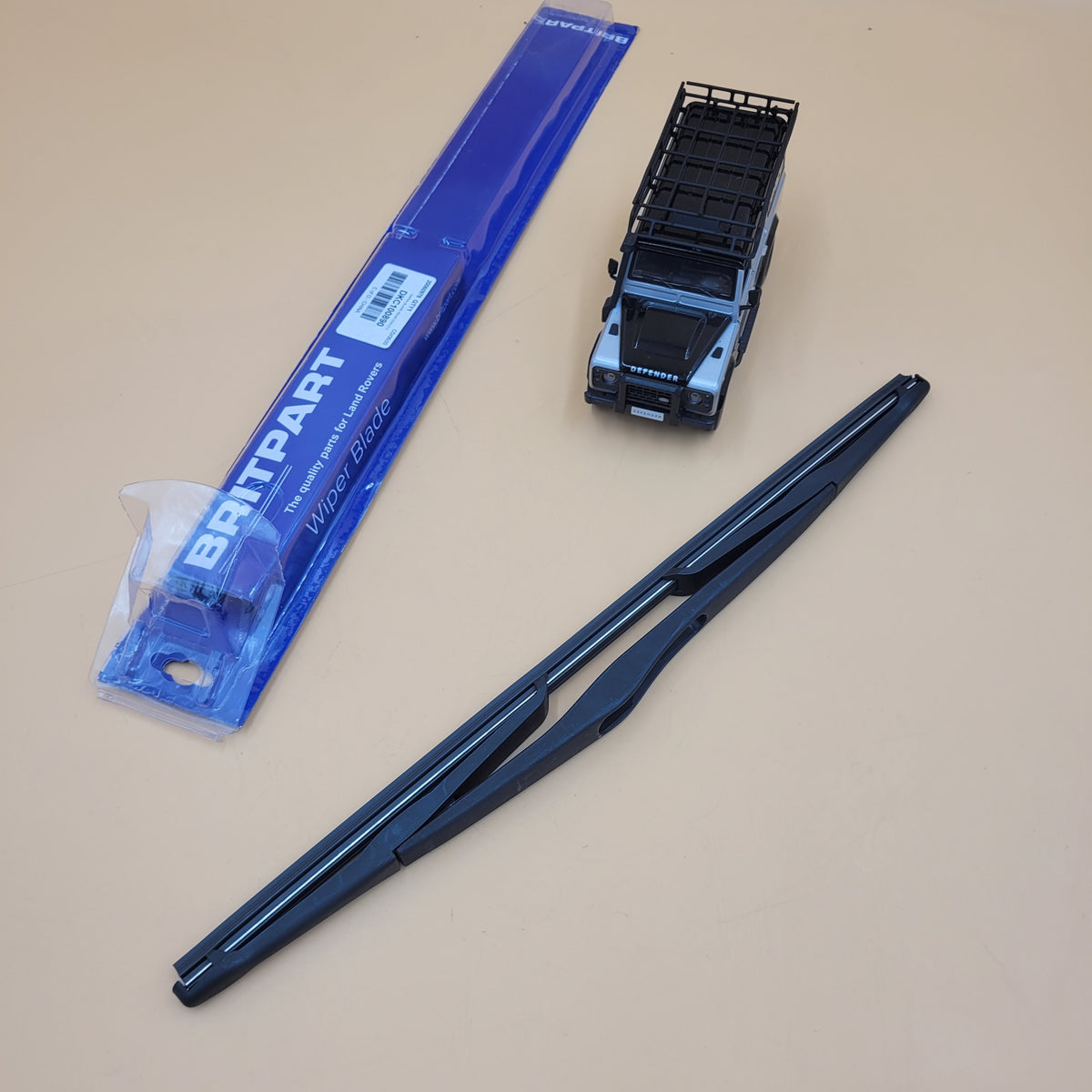 LAND ROVER DISCOVERY 2 - REAR WIPER BLADE NEW PART DKC100890