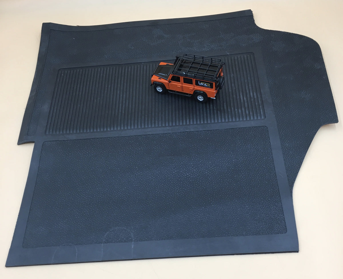 LR DEFENDER Front Right Rubber Mat BTR7898