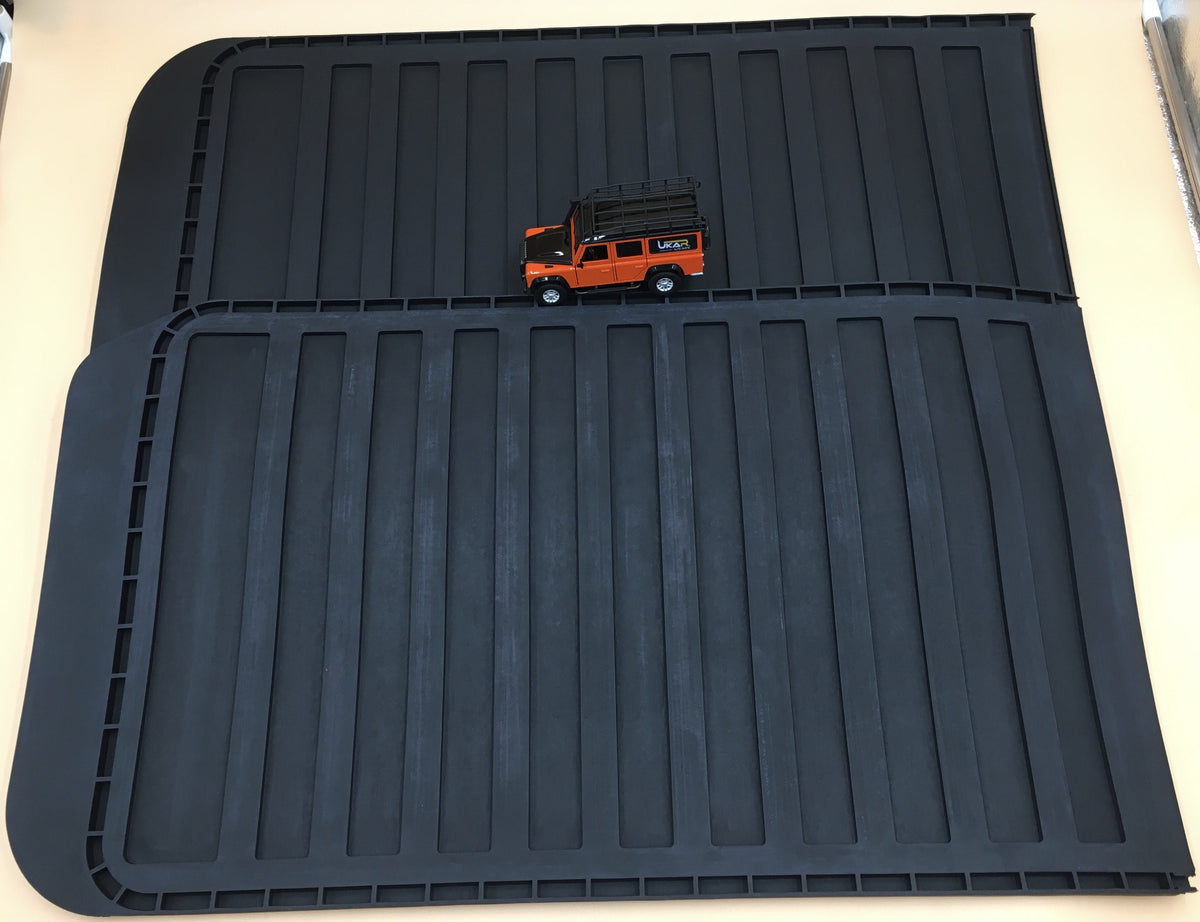 LR DEFENDER 110' 1987 - 2006 RHD/LHD 2nd Row Rubber Mat VPLDS0675