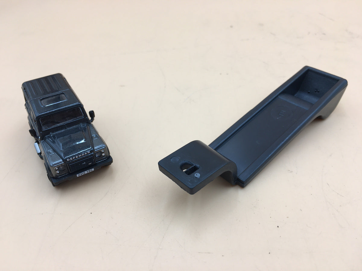 LR DEFENDER Push Button For Locking Front & Rear Side Doors JRC1775PMA