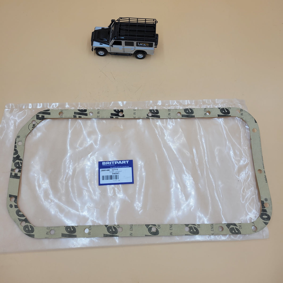 LR SERIES / DEFENDER -06 2.5L Sump Gasket Part 546841