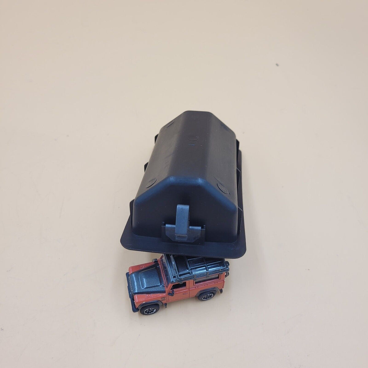 LR DEFENDER Coin Holder Replaces Ash Tray on Dash DA2610