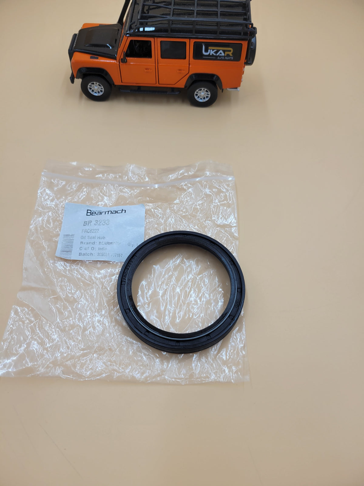 LR DEFENDER DISCOVERY RR Classic Outer Hub Oil Seal 62x78x12mm BR3233 FRC8222