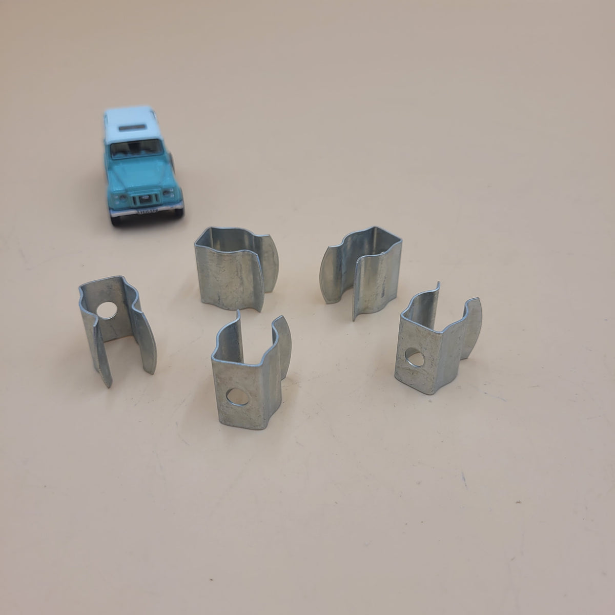 Land Rover Defender 1987 - 2006 Clip part MRC7623G OEM set by 5