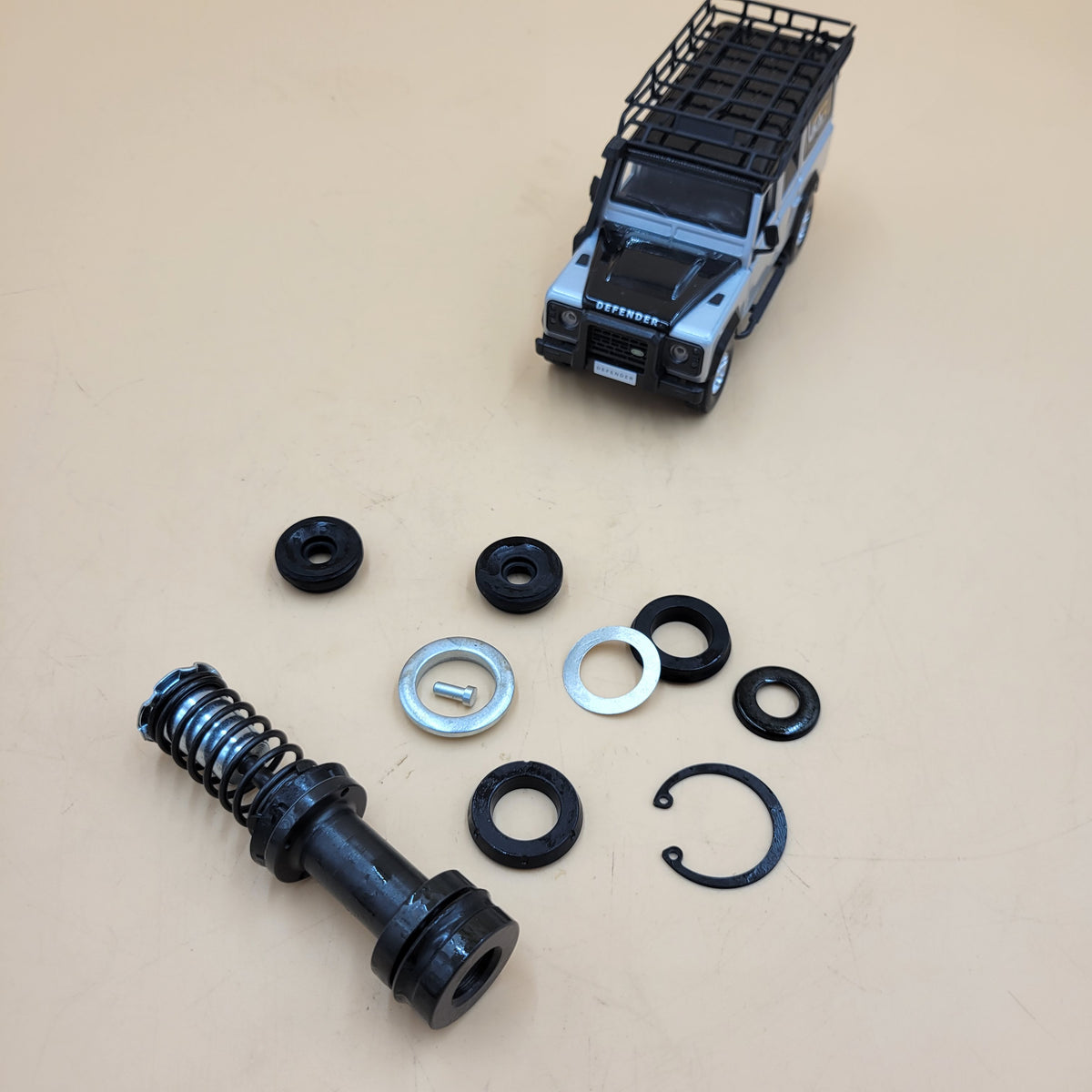 LR DEFENDER up to -89 Brake Master Cylinder Overhaul Kit AEU3015