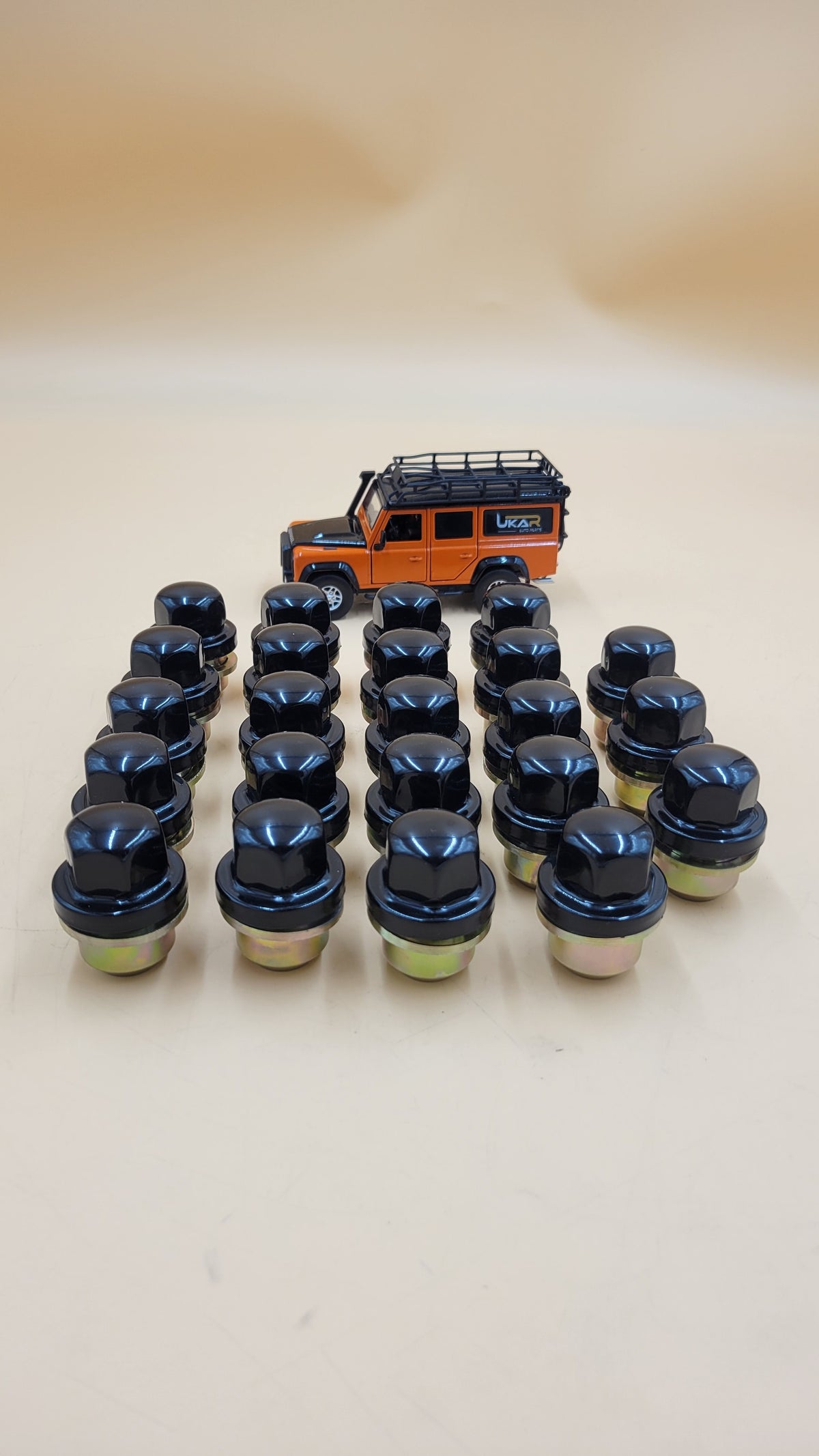 Set of 23 Black Gloss Wheel Nuts for Defender 90/ 110 / 130/ Disco 1/ RRC - Part RRD500560BUK