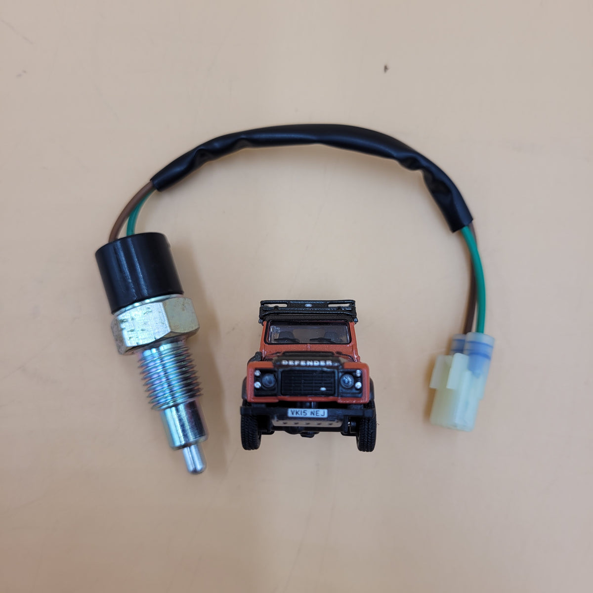 LR DEFENDER -16 DISCOVERY II Hi/Low Transfer Box Switch IGM500011