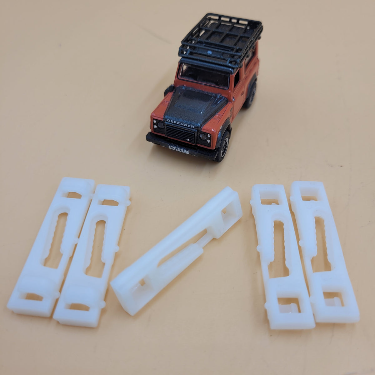 Range Rover P38 Windscreen Retaining Clip DCE10038L SET X5