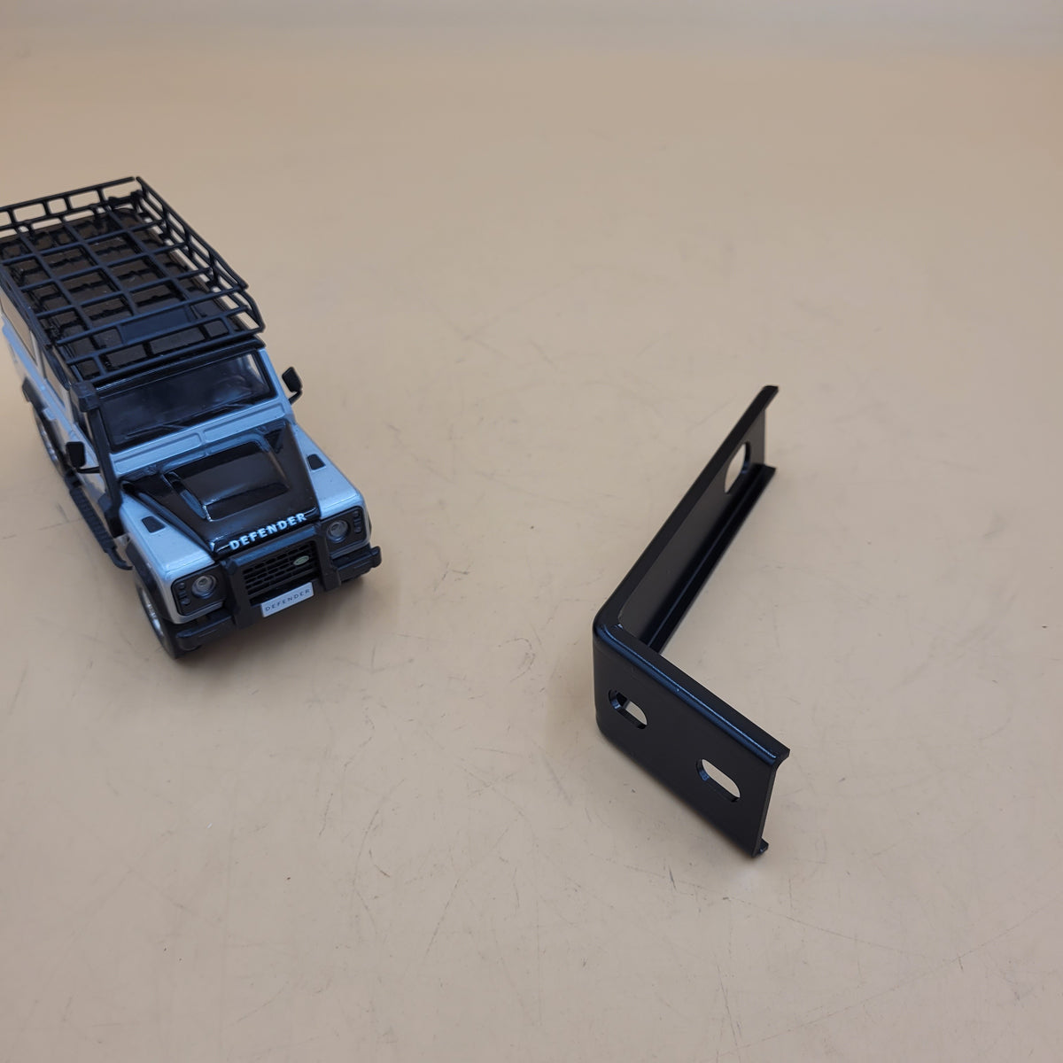 RR Classic Front Bumper RH Corner Mounting Bracket NTC2780