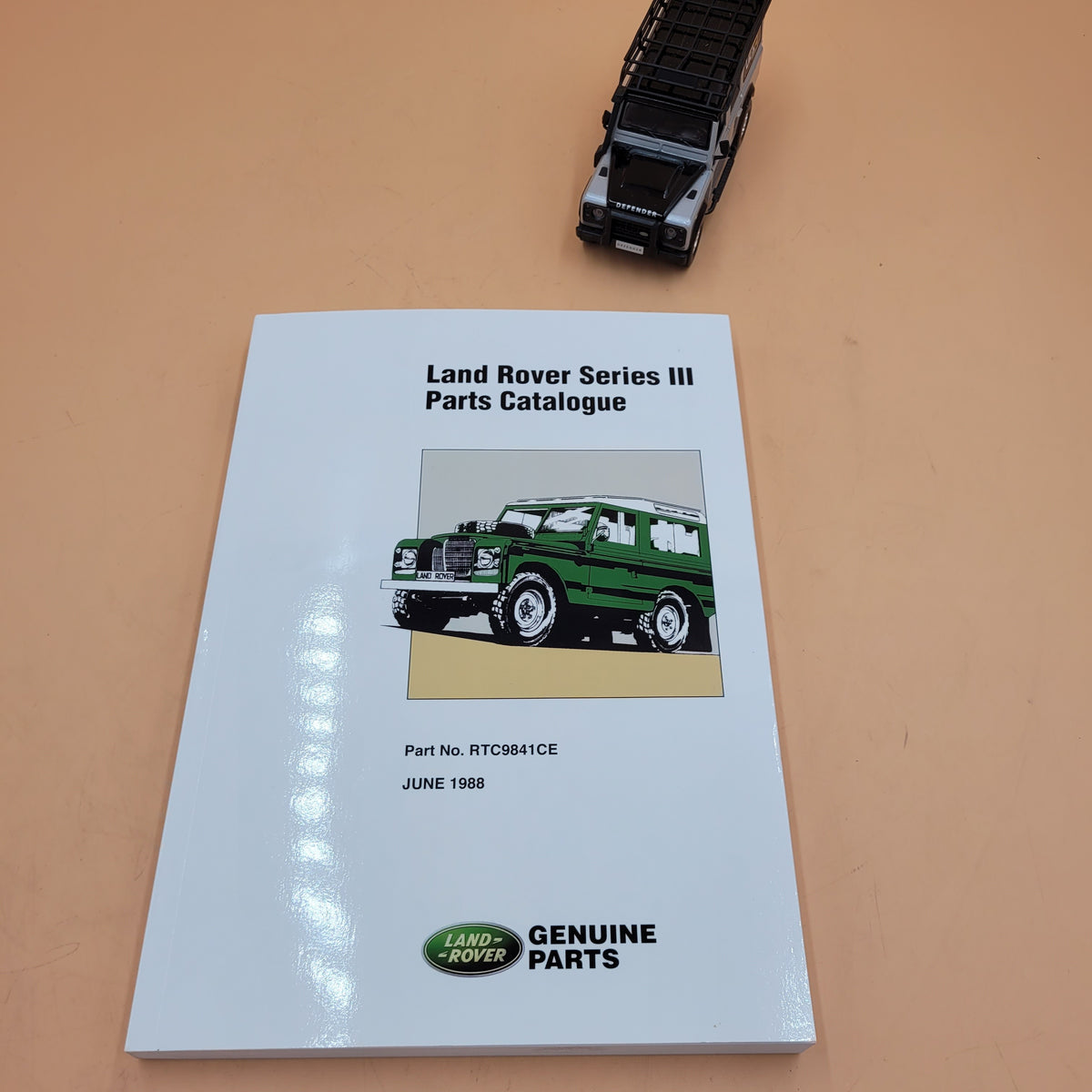 LR SERIES III Parts Catalogue RTC9841CE