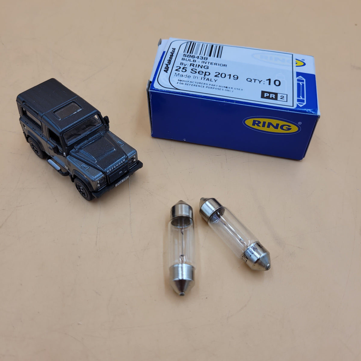 Bulb Part 586438 Ring R272 Set of 2
