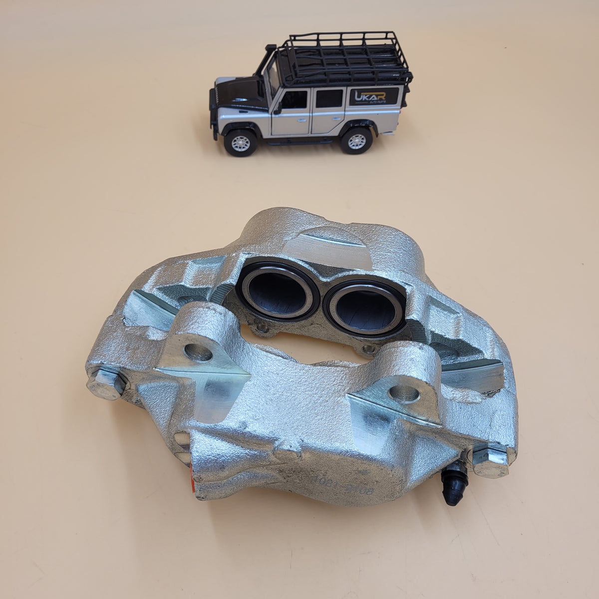 LR DISCOVERY I Front Right Brake Caliper with Non-Vented Discs STC1962R