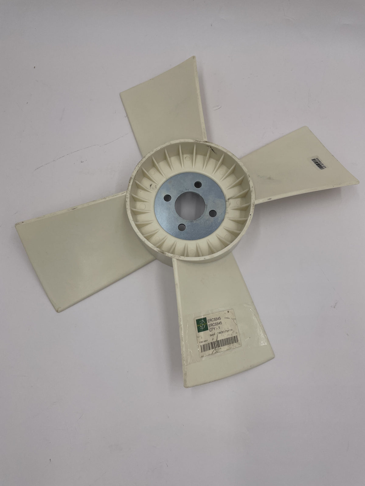 LR DEFENDER Early Petrol/Diesel 4 Blade Fan Non Viscous Non A/C ERC5545