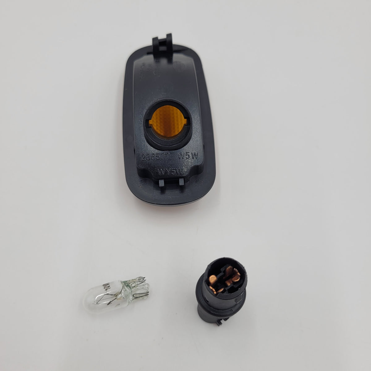 Land Rover Defender Led Style Amber Side Marker Repeater Light XGB000030LED