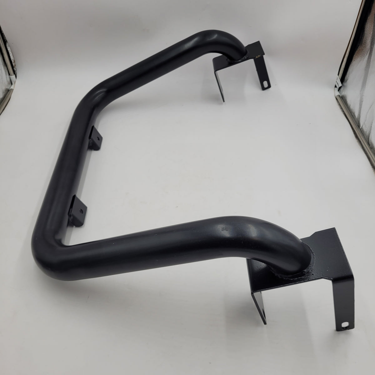LR DEFENDER 90/110 A BAR FOR AIRCON VEHICLES LR107AC