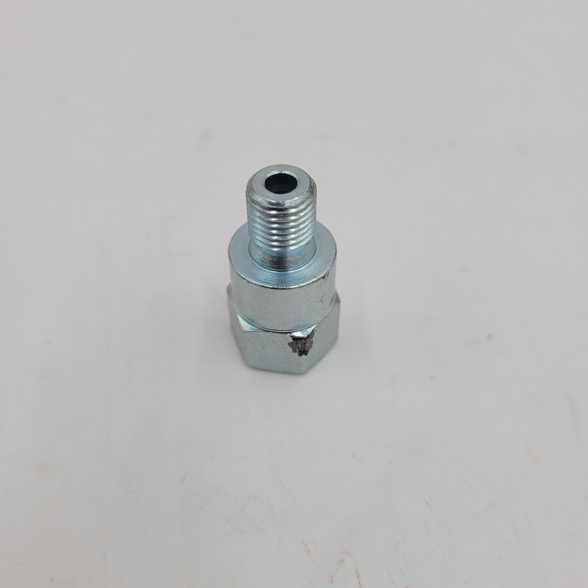 LR Series III / Defender -16 Clutch Master Cylinder Connector Part 139082