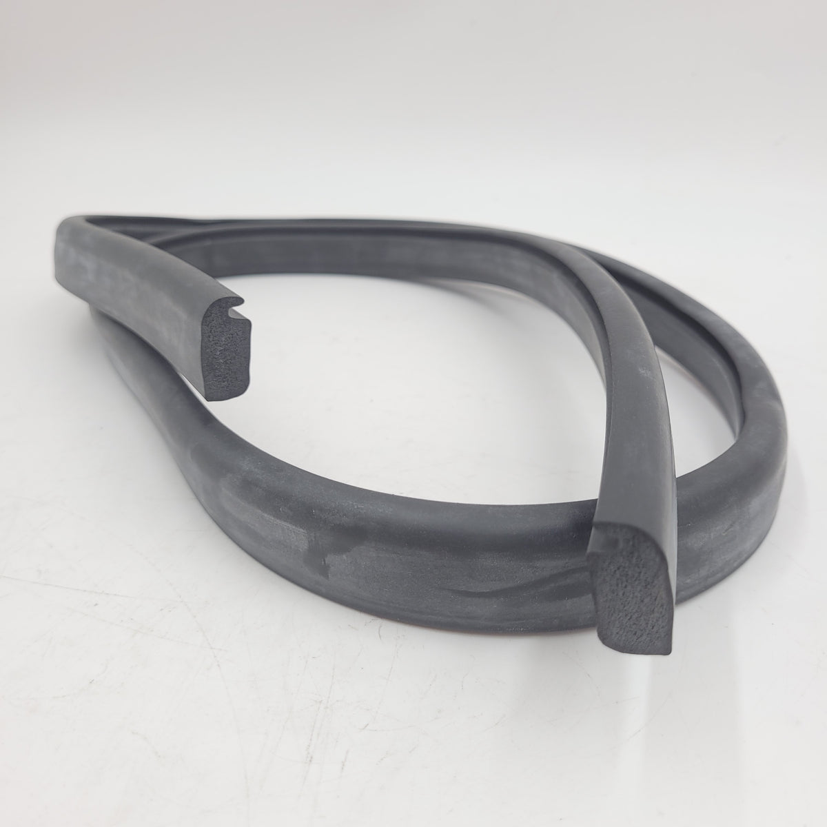 Mouse over image to zoom Land Rover Defender Hardtop Side Panel to Body Waistline Sealing Rubber 333487