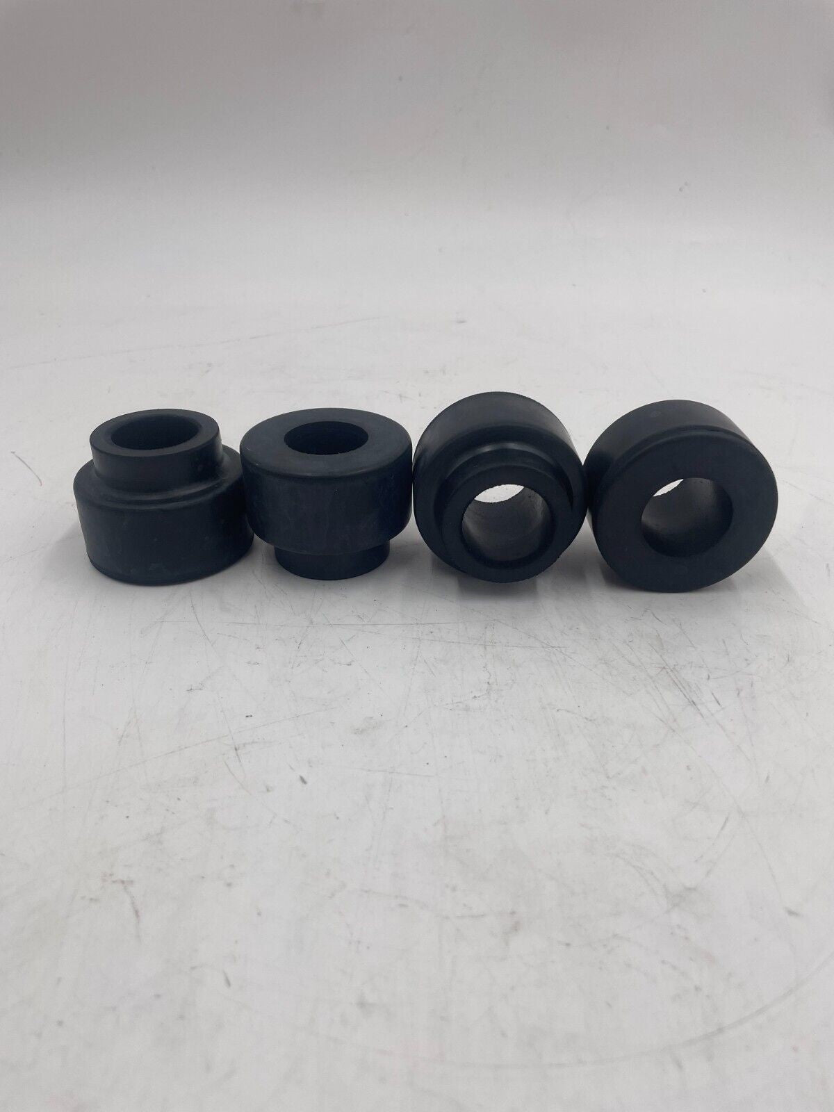 SET of 4 LR DEFENDER -06 /DISCOVERY I/RR Classic Bush Radius Arm Part NRC4514G