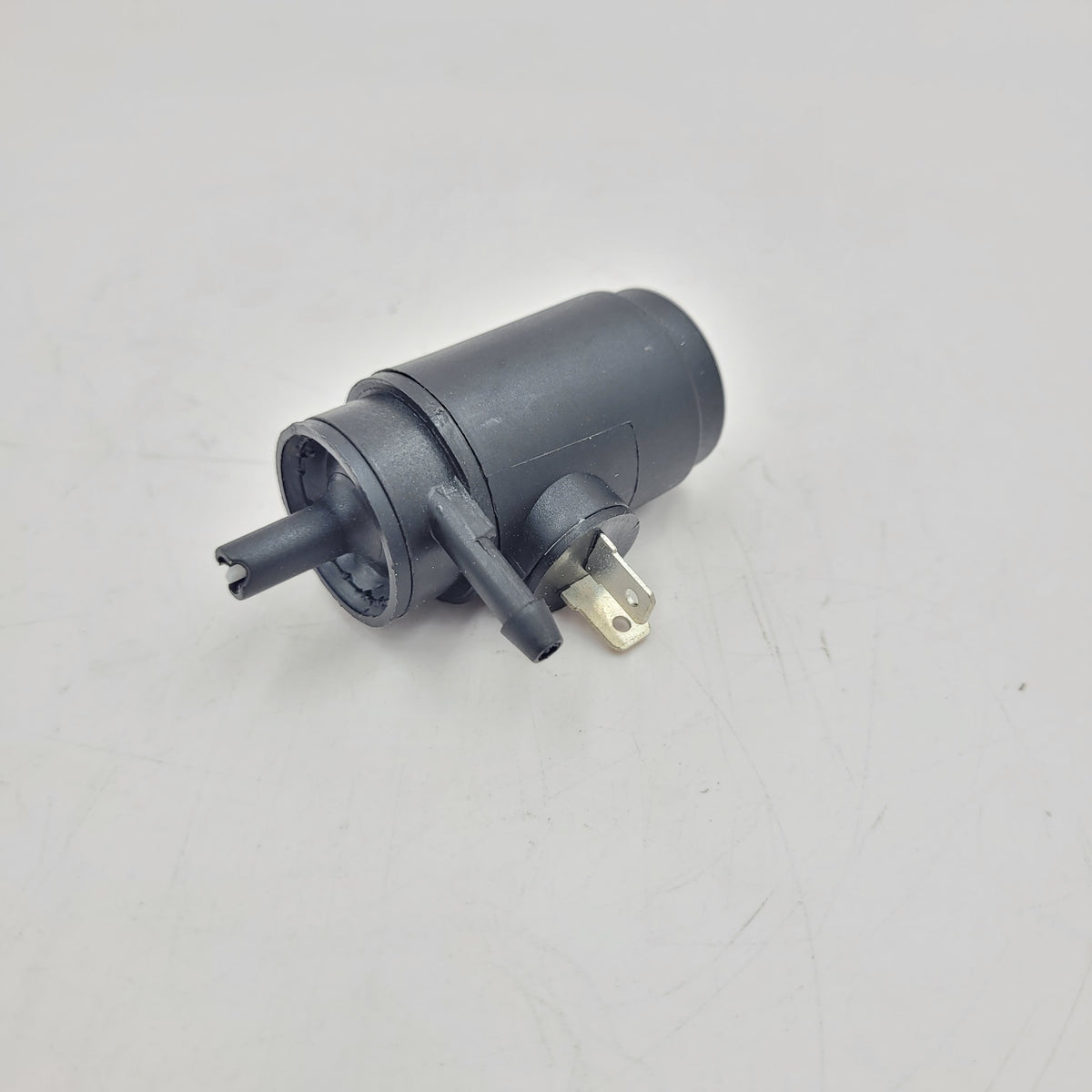 Range Rover Classic / Defender / Discovery Wind Screen Washer Pump Part ADU3905