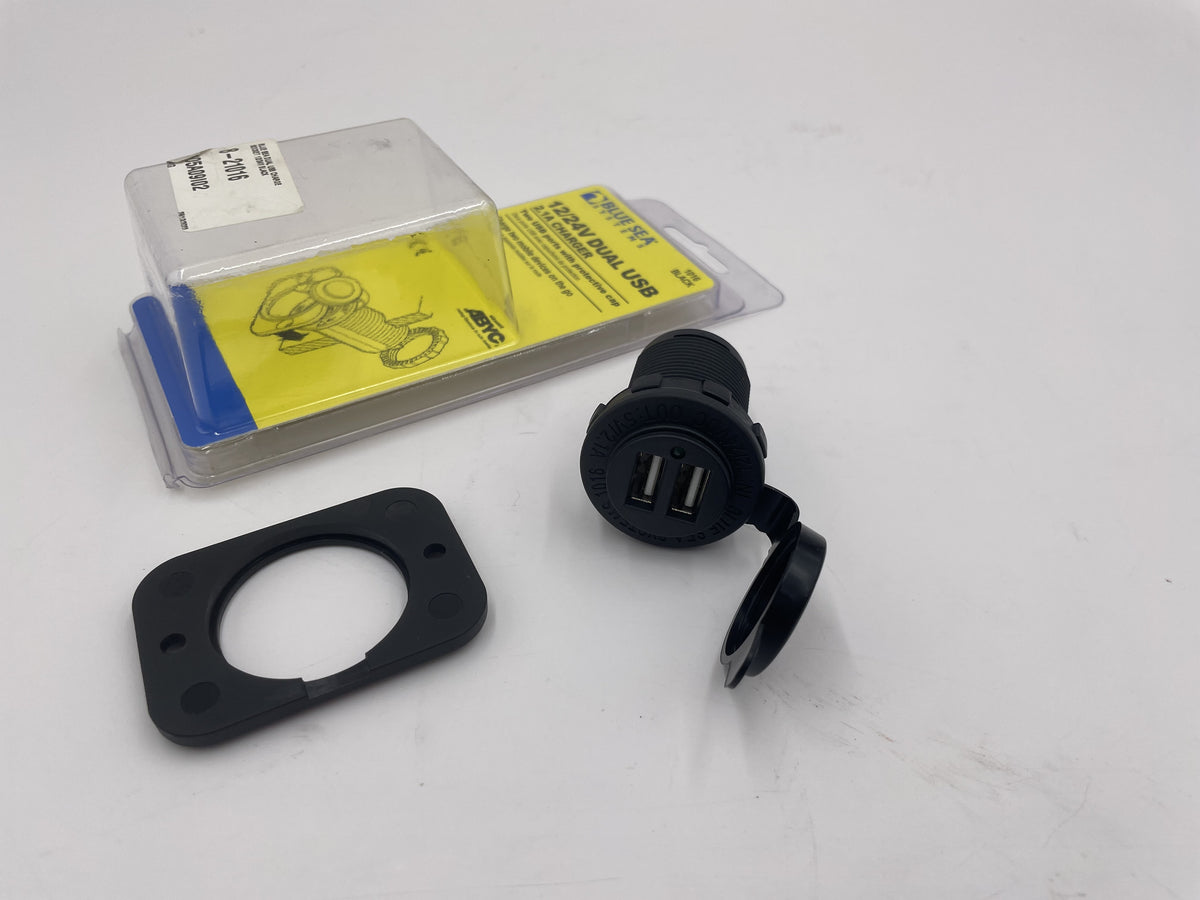 DUAL USB CHARGER 12/12V 2.1A Part DA4679