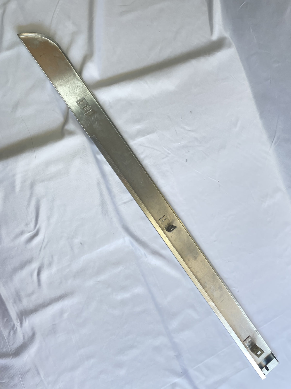 LR SERIES 88 / 109 Front Left Sill Panel Part 337943