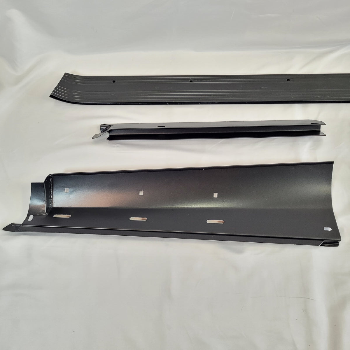 LR DEFENDER Drain Channel Kit Black Powder Coated EXT220-15