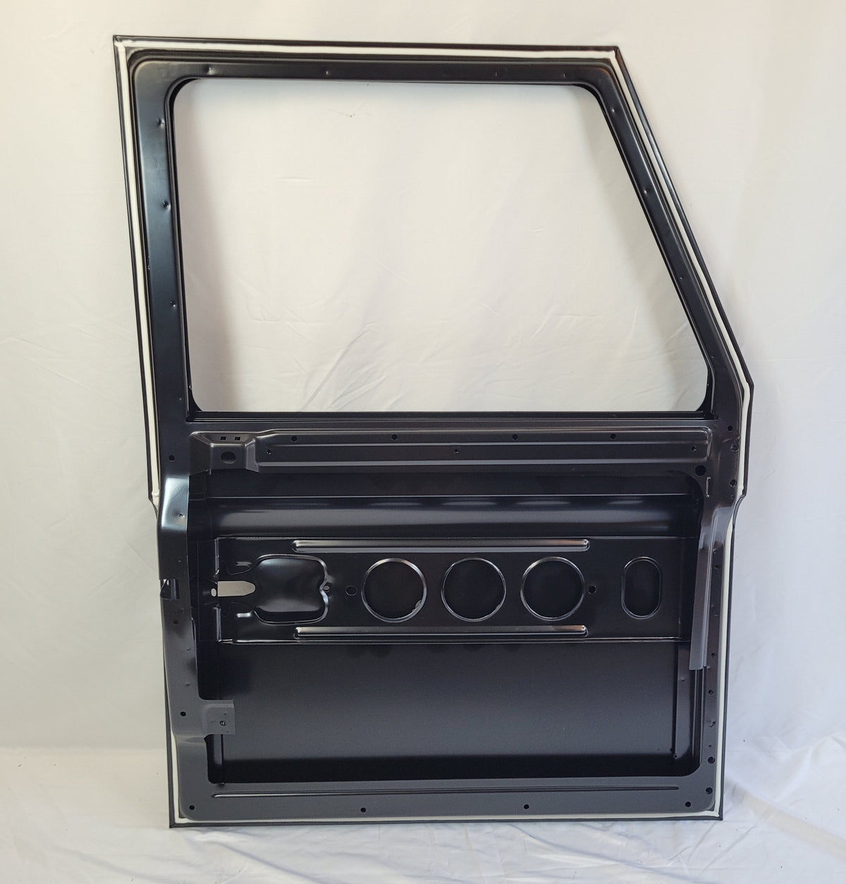 Defender PUMA Door - Front LH LR029311