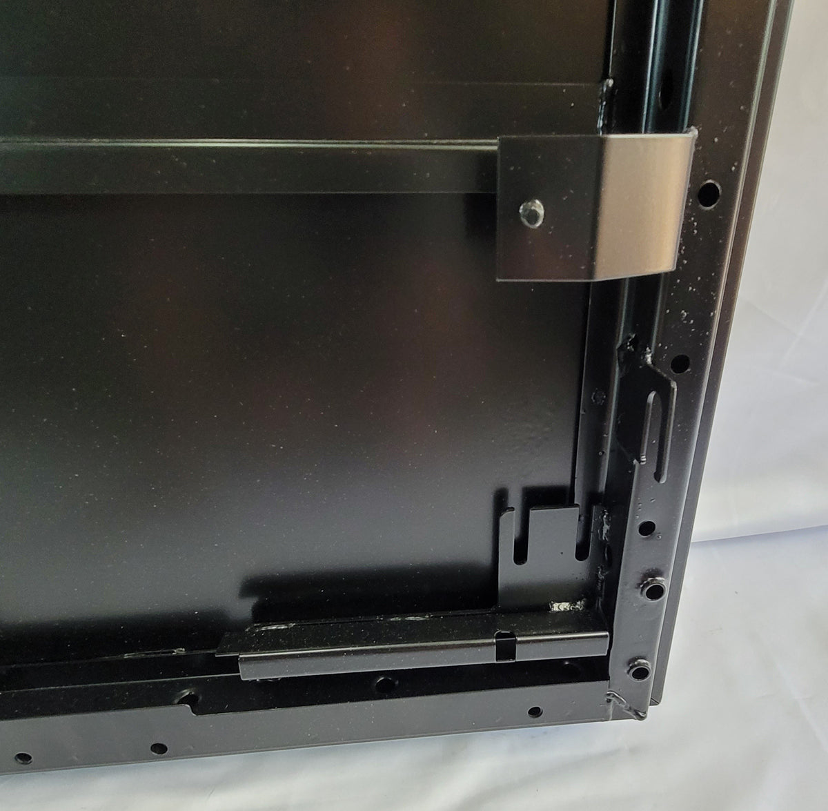 DEFENDER 2005-2016 DOOR FRONT, 2nd Row and Rear LH and RH sides (SY-LR5DDS)