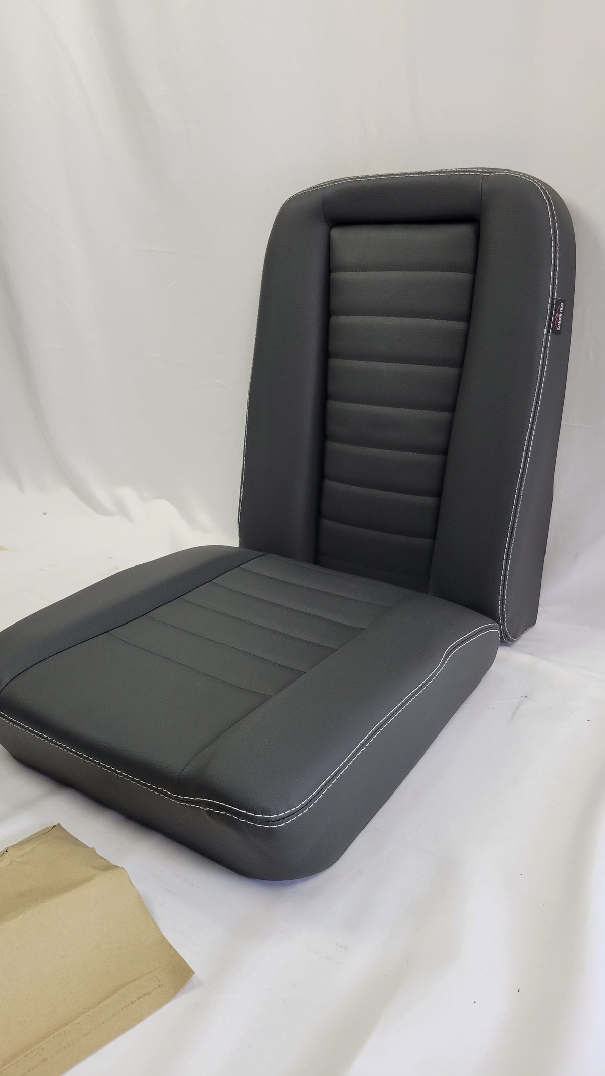 The Classic Low Back Seats EXT351-XSVINYL